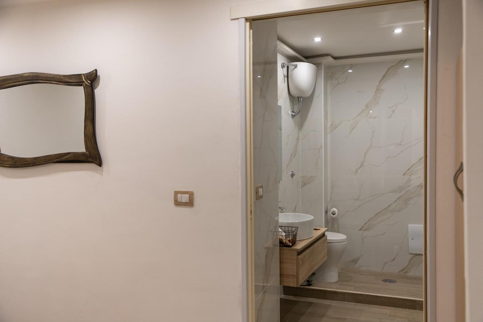 Il Basso Mini Apartment 나폴리 외부 사진